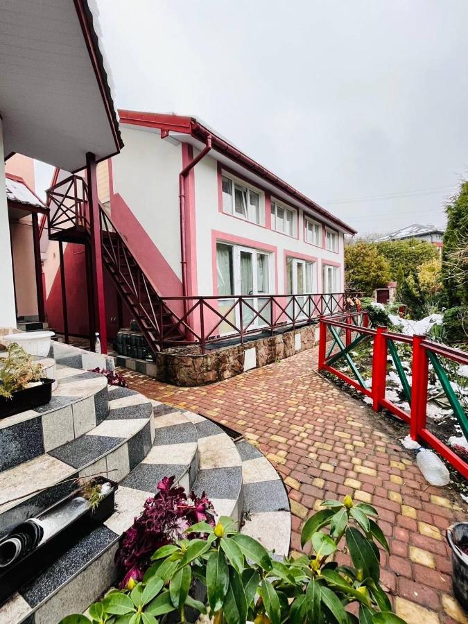 Apartamento Lemberg Relax House Exterior foto