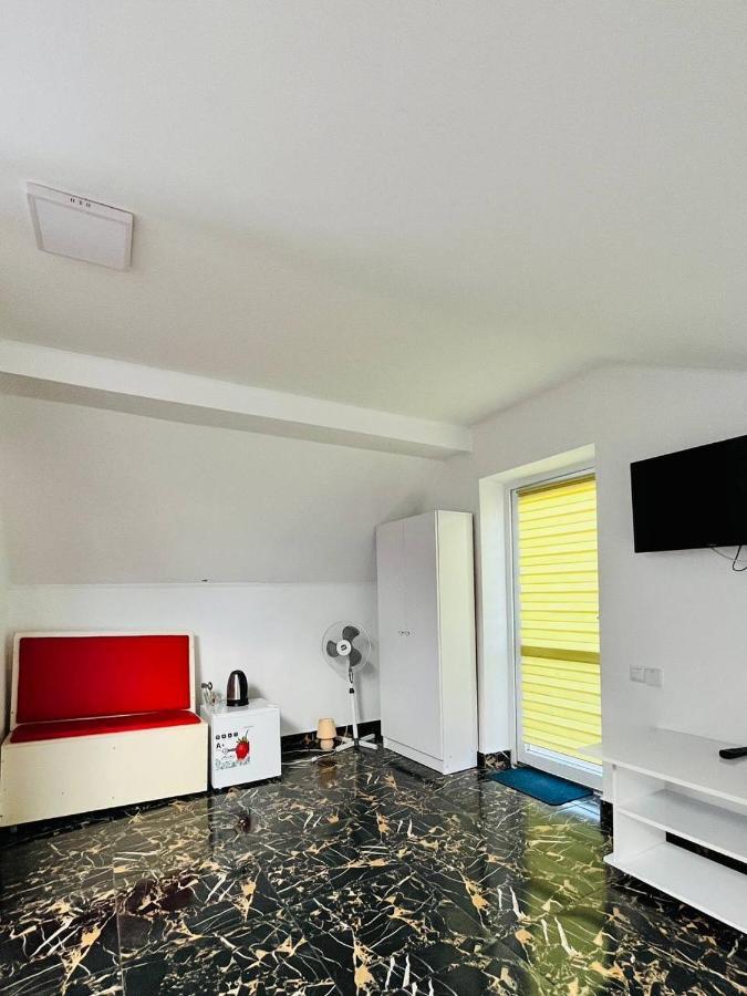 Apartamento Lemberg Relax House Exterior foto